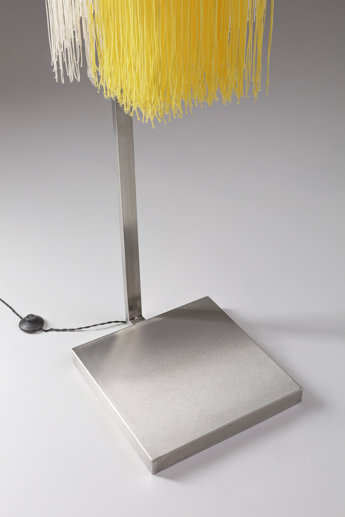 Flow Floor lamp